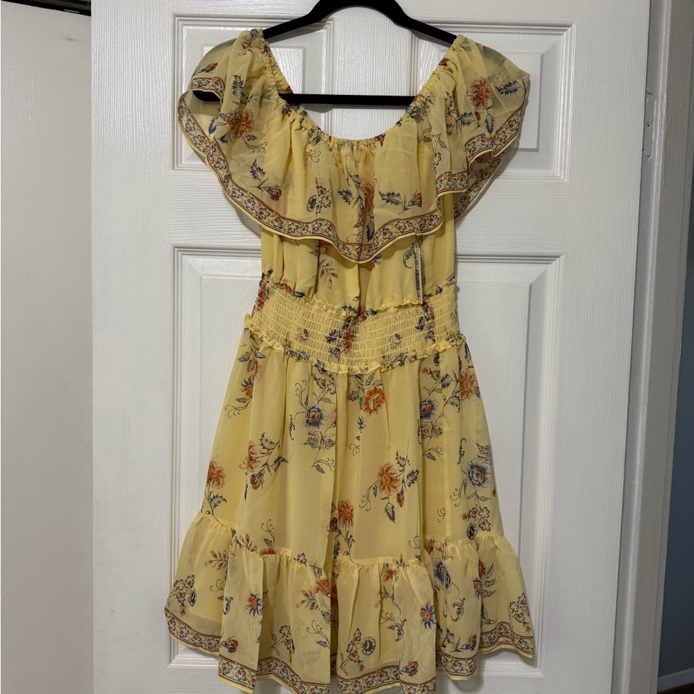 NWT Max Studio Floral Yellow Off-Shoulder Dress Size Medium